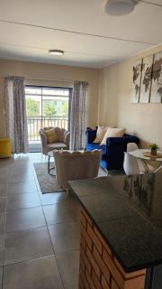 Waterfall Ridge Professional Apartment - 0