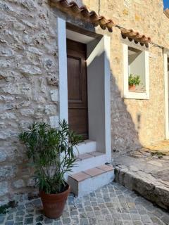 Auberge du Château de Bezaudun - 9