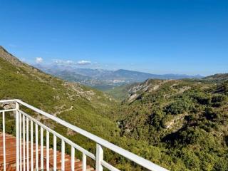 Auberge du Château de Bezaudun - 2