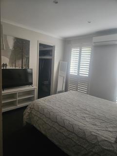 Family home in northern Melbourne - 8