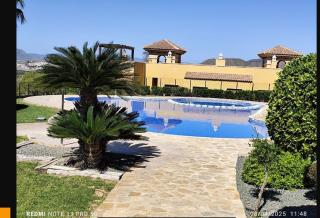 Beautiful apartment with gardens - sea and mountain views - 8