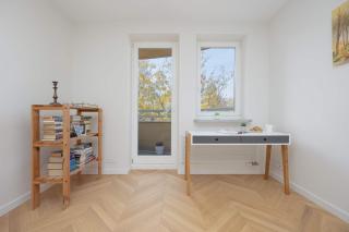 Luxury Apartment in the Heart of the City by Noclegi Renters - 2