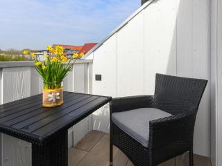 Ferienwohnung mit Balkon in Bensersiel - 8