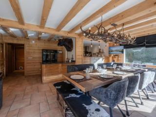 Superbe chalet pour 14 pers. avec spa, cheminée et fitness, à 10 min du centre de Morzine - FR-1-754-17 - 8