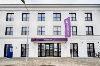 Premier Inn Regensburg City Centre - 1