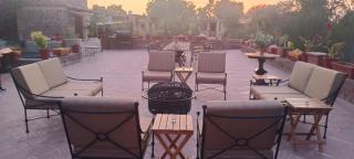 Rawla Anand Rohet - 9