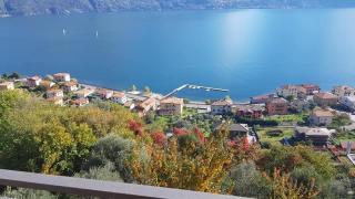 Betty's Balcony, Wonderful Lake View - 9