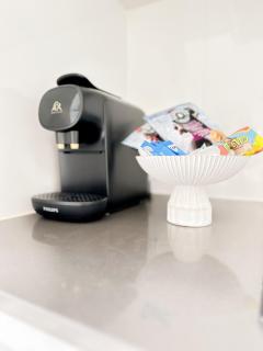 North Wollongong - Beach Style - Modern - Free Parking - Free Coffee Snacks - 5