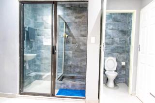 Glowti Event & Guest House - 8