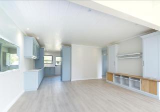 Tranquil Lake Escape - Modern Comfort & Nature - 5