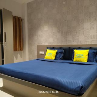 Home Escape Sapphire 1BHK Mahalaxmi Nagar - 1