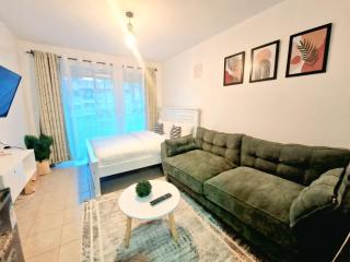 The Velvet Studio - Urban Escape - 0