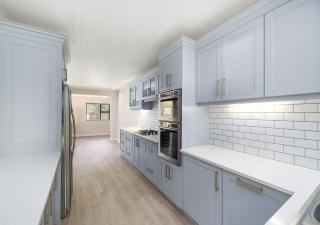 Tranquil Lake Escape - Modern Comfort & Nature - 6