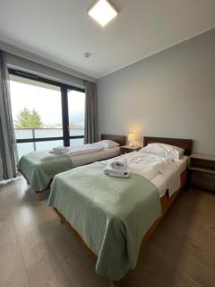 Triventi Apartament 2 sypialnie, garaż, blisko Tropikana i wyciąg na Kopę - 2