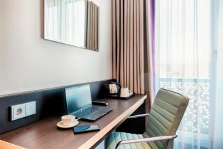 Premier Inn Hamburg City Alster - 9