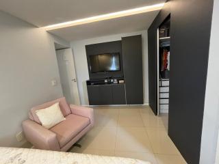 Apartamento inteiro - Boa Viagem - 03 quartos - 2