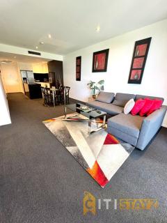Perfectly Located Modern Apartment - Canberra CBD - 0