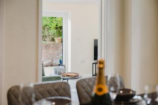 Large 5BR 3BA Home Leamington Spa Driveway Parking WI-FI - 3