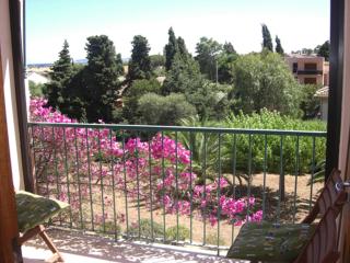 T2 AU lAVANDOU PROXIMITE PLAGE DE SAINT CLAIR - 5