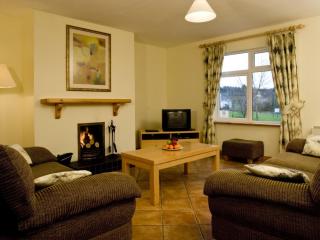 Holiday Home Forest Haven - TR4 HH No 4 by Interhome - 4