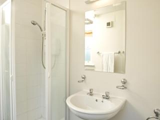 Holiday Home Forest Haven - TR4 HH No 4 by Interhome - 3