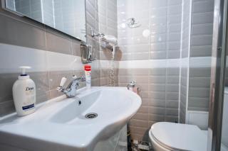 The Downtown Quarters - 4