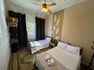 Casa Flores na Janela - 3