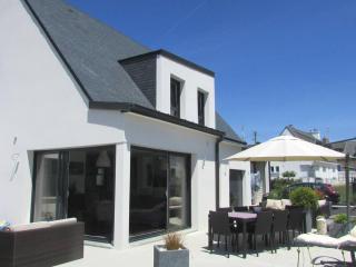 Étel : Maison moderne 5 pièces avec jardin clos et Wifi - FR-1-479-207 - 0