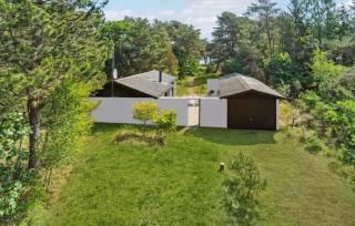 3 Bedroom Amazing Home In Nexø - 0