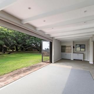 Tranquil Lake Escape - Modern Comfort & Nature - 2