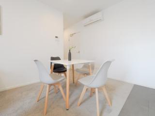 Exquisite And Warm 1br Nest In Footscray Pool Gym - 1