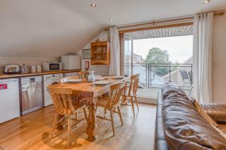 Crow's Nest - Secluded apartment with Sea Views, Crabpot Cottages, Hunstanton - 9