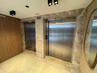 Flat beira-mar pé na areia com varanda - 1