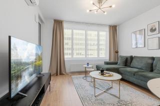 LAM Discovery AC - Balcony - 2