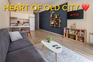 Central Baku Apartment - Old City & Boulevard - 0