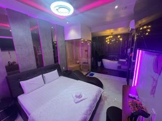 Xuân Hồng Hotel - 9