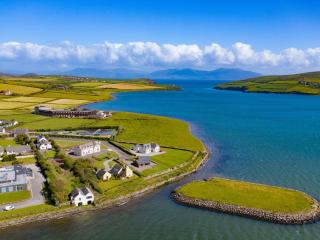Holiday Home Dingle CY No 5 - TR4 - 2 Bed - Sleeps 4 by Interhome - 2