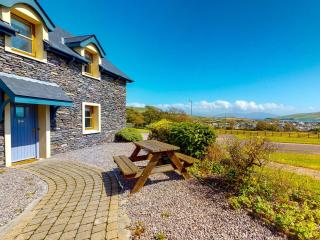 Holiday Home Dingle CY - TR4 No 1 - 4 Bed - Sleeps 8 - W by Interhome - 6