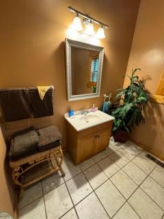 Top Mtn Views, Hottub, Games, 4 Suites, Pets - 8