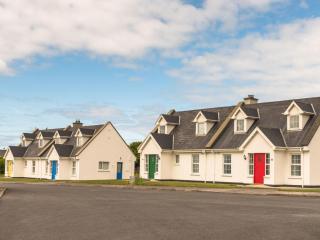 Holiday Home Ballybunion - TR4 HC NO 7 by Interhome - 0