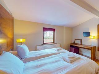 Holiday Home Castlemartyr Lodges - TR4 No 3 - 2 Bed by Interhome - 1