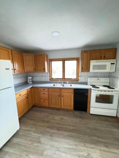 Abellona Inn & Suites - 8