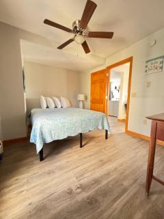 Abellona Inn & Suites - 4