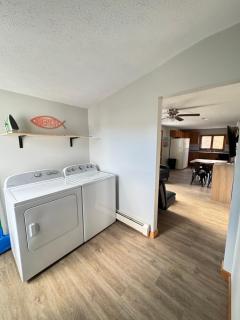 Abellona Inn & Suites - 2