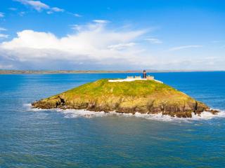 Holiday Home Castlemartyr Lodges - TR4 No 1 - 3 Bed by Interhome - 4