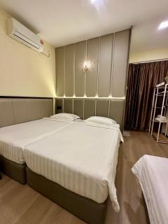 Entire home hosted by Catherine 4 bedroom House - 6