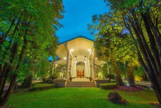 THE PRIVILEGE FLOOR by Borei Angkor - 0