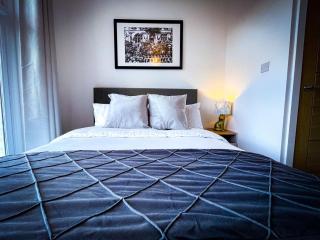 New! 1BR in Horsemarket - 2