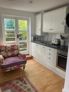 Riverside country cottage - 7