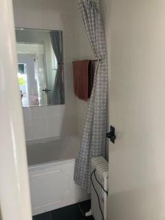 Riverside country cottage - 3